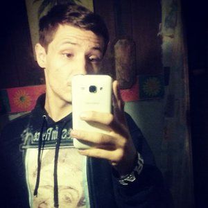 Meet your Posher, Chris